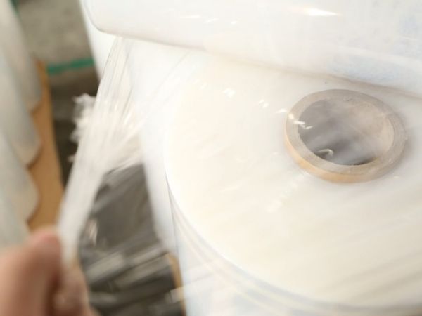 Màng chít có lực kéo căng tốt, khó xé rách