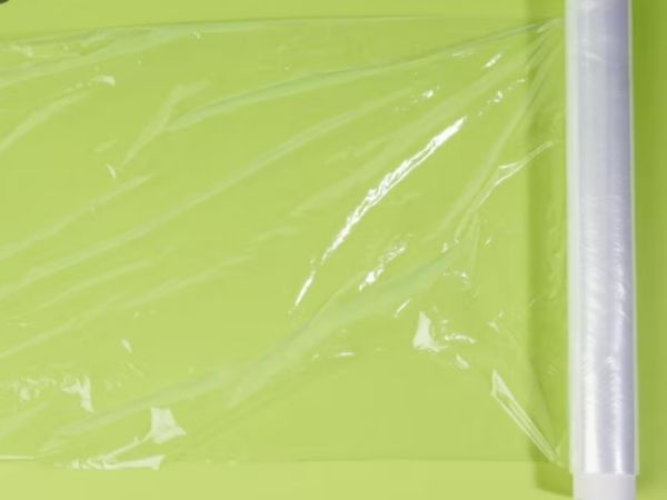 Màng PE khổ 25cm là loại màng có chiều rộng 25 centimeter khi cuộn lại